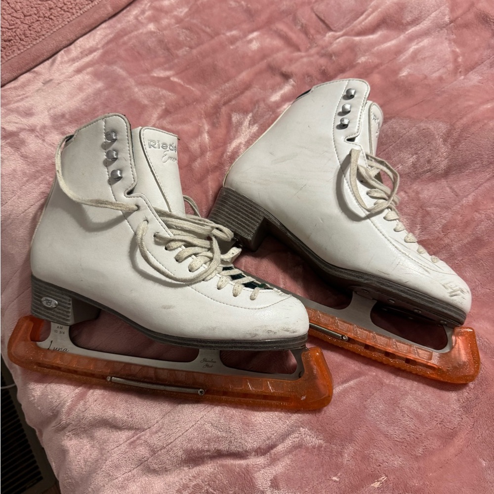 Riedel Women's White Ice Skates with Orange Blades